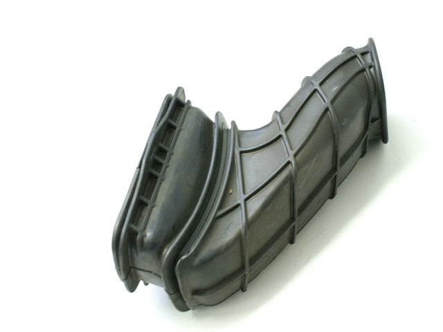 KAWASAKI ZX-10R ZXT00D AIR HOSE RIGHT AIR DUCT