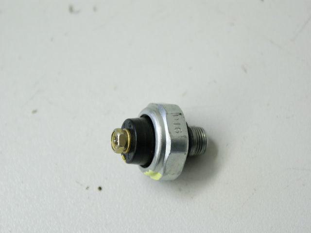 HONDA CBR 600 PC35 INTERRUPTOR DE PRESIÓN DE ACEITE