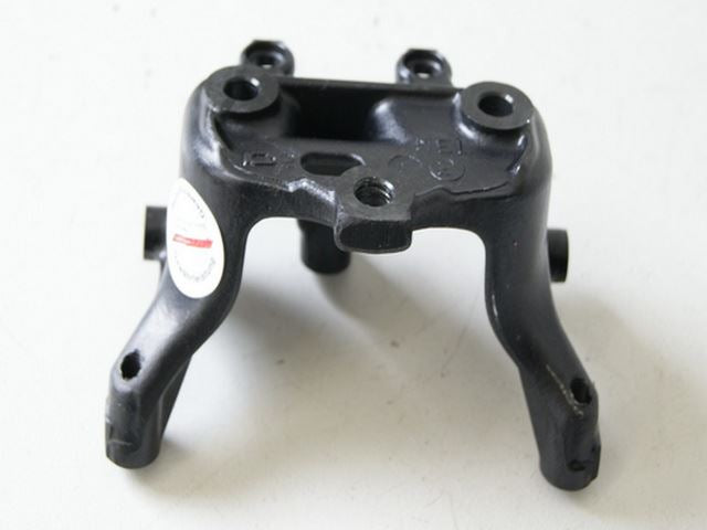 HONDA CBR 1000 RR SC57 SOPORTE DE AMORTIGUADOR DE DIRECCIÓN