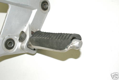 SUZUKI GSXF 750 GR78A FOOTPEG ASSEMBLY RIDER 89-97