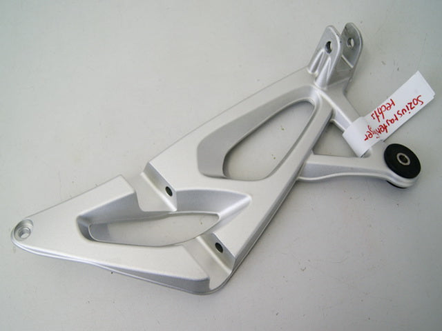 BMW K 1200 S K12S Passenger Right Footrest Hanger Holder Footrest Plate