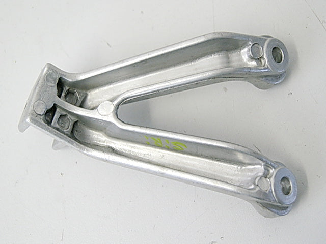 HONDA CBR 900 SC33 SOPORTE ESTRIBERA ACOMPAÑANTE IZQUIERDO