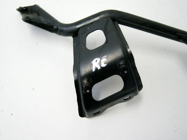 HONDA FES 125 JF05 PANTHEON HALTERUNG RECHTS HALTER TRITTBRETT