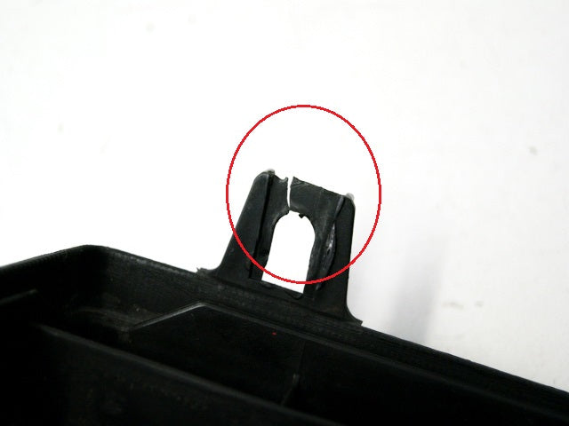 HONDA FES 125 JF05 PANTHEON BATTERY CASE BATTERY COMPARTMENT