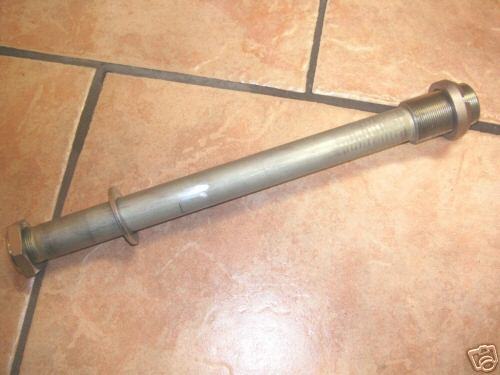 SUZUKI GSX-R 600/ 750 SCHWINGACHSE ACHSE SCHWINGE 04-05