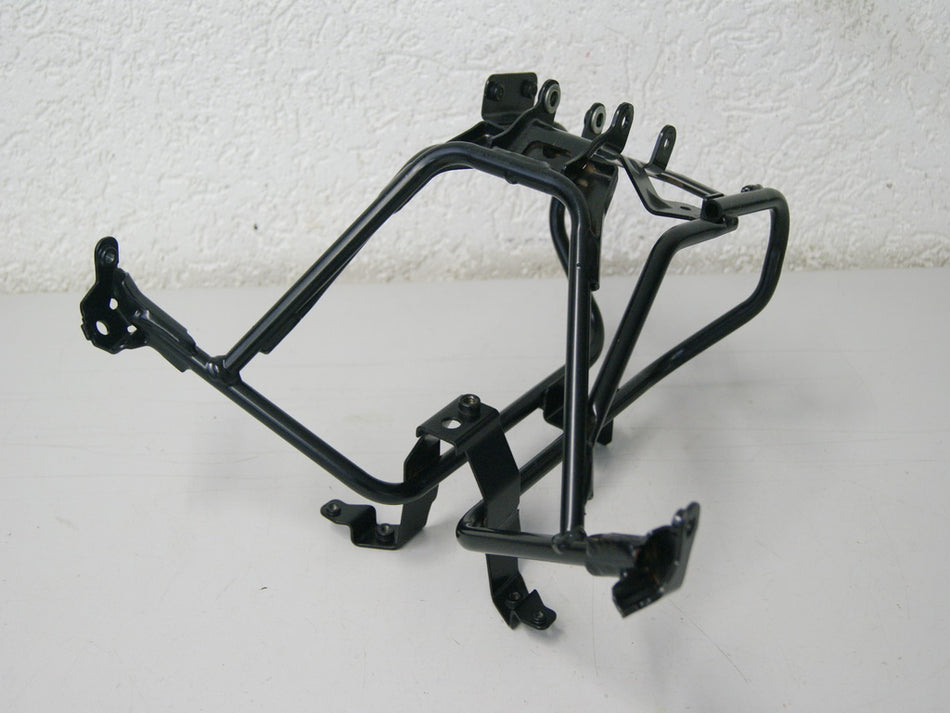 PEUGEOT SATELIS 125 J2 COMPRESSOR VERKLEIDUNGSTRÄGER STÜTZE HALTER GEWEIH