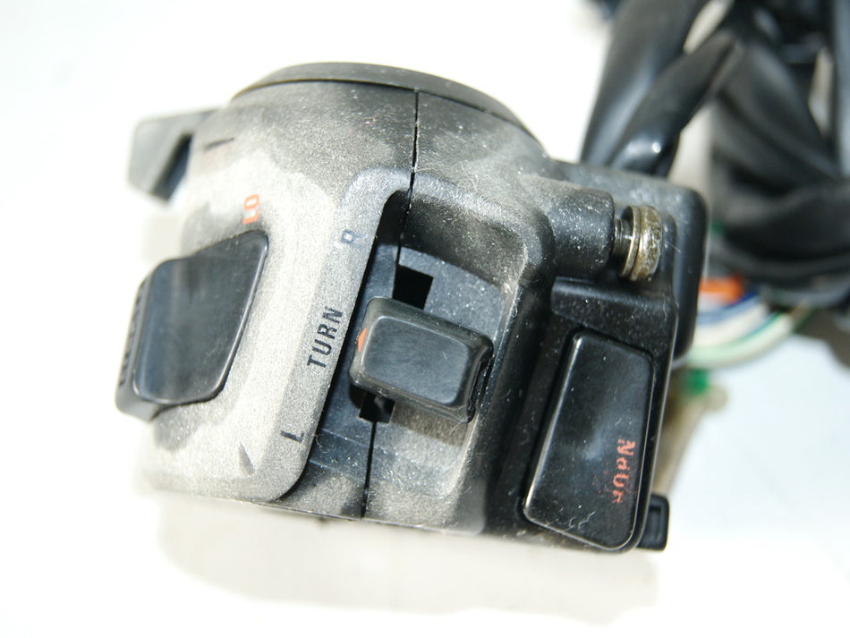 HONDA VFR 750 RC24 / 2 INTERRUPTOR MANILLAR IZQUIERDO INTERRUPTOR