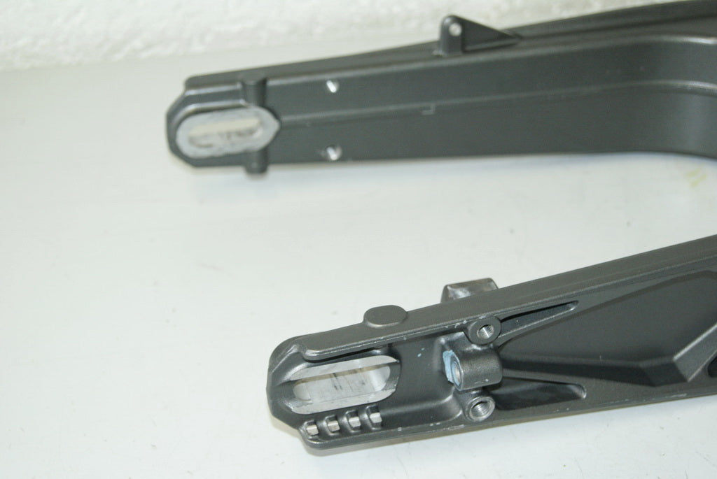 KTM 125 DUKE SCHWINGE SWINGARM