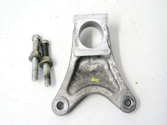 SUZUKI GSX-R 750 WVBD ANKERPLATTE BREMSSATTEL HINTEN