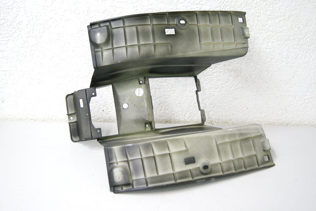 PIAGGIO EX 150 HEXAGON CARENADO HUECO PARA LOS PIES CUBIERTA CENTRAL TAPADERA