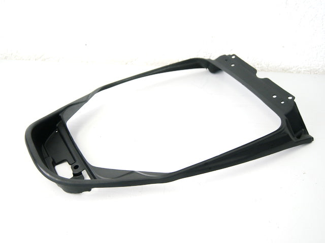 SUZUKI UC 125 EPICURO AX CARENADO COMPARTIMIENTO CASCO TAPA SUPERIOR CUBIERTA