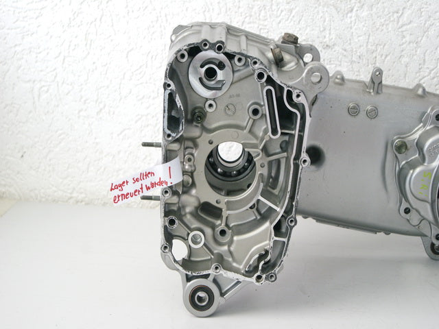 SUZUKI UC 125 EPICURO AX MOTORGEHÄUSE MOTORBLOCK