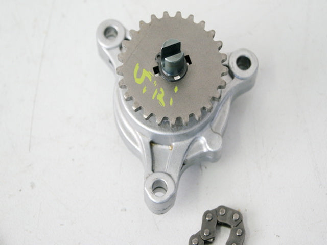 SUZUKI UC 125 EPICURO AX OIL PUMP