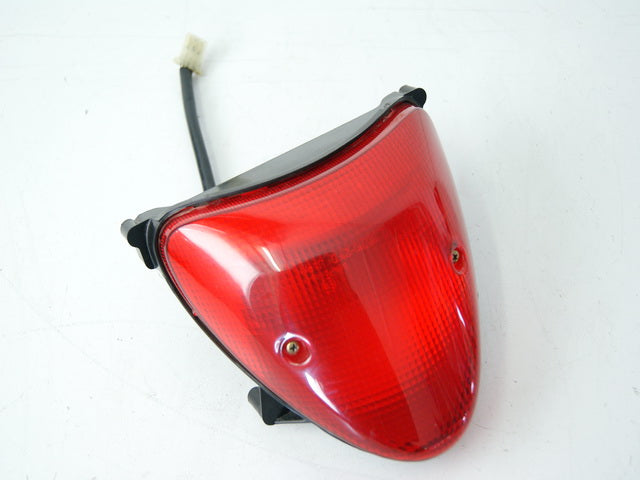 SUZUKI UC 125 EPICURO AX LUZ TRASERA