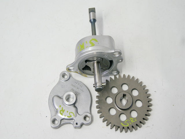 SUZUKI GSX-R 750 WVBD BOMBA DE ACEITE