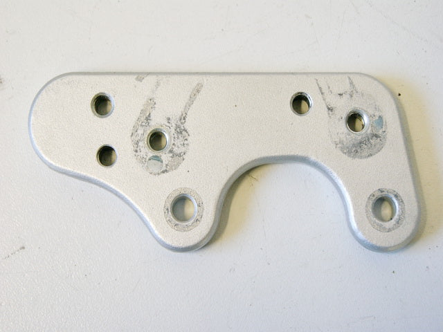 HYOSUNG GT 125 R PLACA BASE IZQUIERDA SOPORTE ESTRIBERA