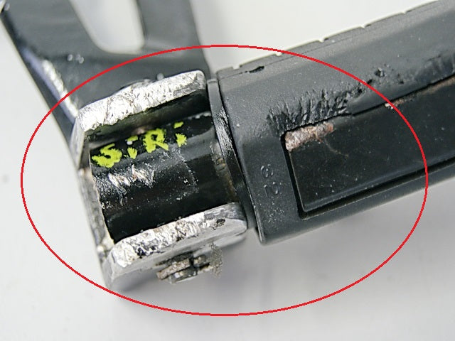 HONDA CBR 125 R JC39 PILLION FOOTREST LEFT