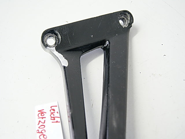 HONDA CBR 125 R JC39 Footrest system passenger right footrest bracket