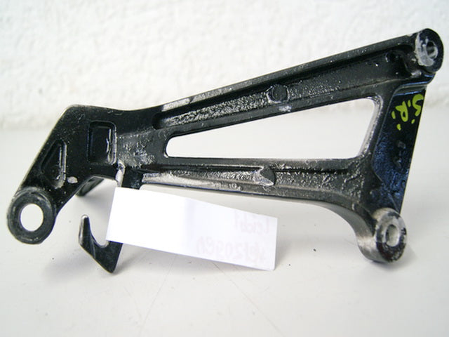 HONDA CBR 125 R JC39 Footrest system passenger right footrest bracket
