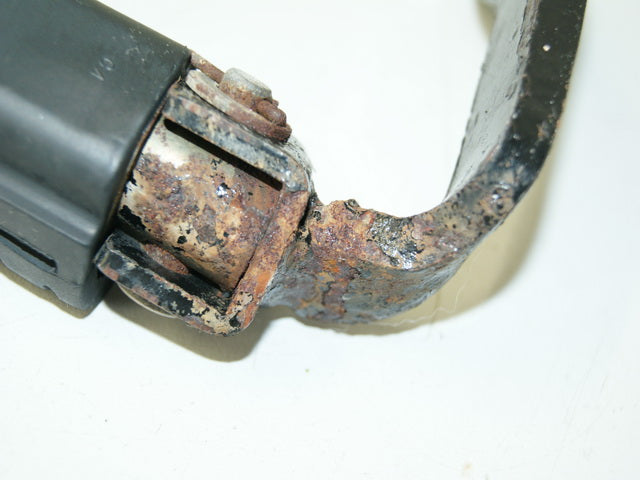 HONDA CB 250 TWO FIFTY MC26 Estribera izquierda conductor Soporte estribera Plato