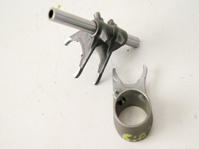 KAWASAKI ER 5 TWISTER ER500A SCHALTKLAUEN SCHALTGABELN