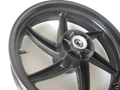 HYOSUNG GT 125 N FELGE HINTEN HINTERRAD 02-07