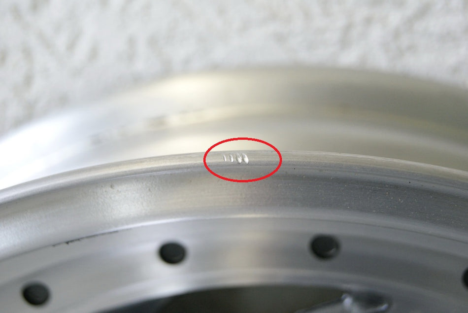 SUZUKI VZ 800 AF MARAUDER FELGE HINTERRAD WHEEL