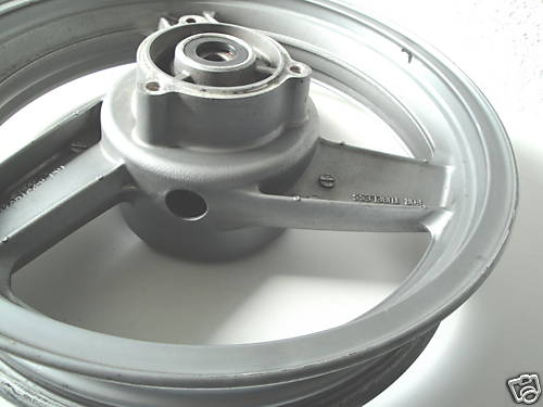 KAWASAKI GPZ 500 EX500DE FELGE HINTEN HINTERRAD 94-03