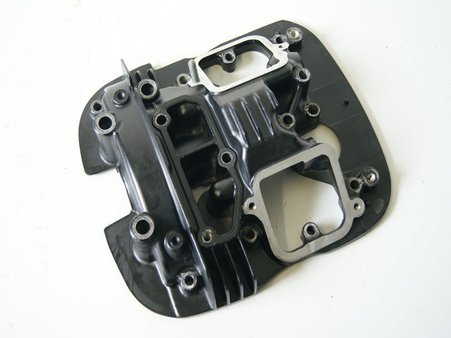 SUZUKI VZ 800 AF MARAUDER VENTILDECKEL COVER MOTOR HINTEN