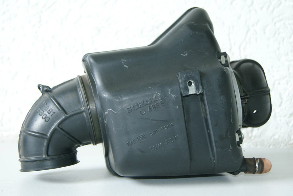 SUZUKI VZ 800 AF MARAUDER AIRBOX FRONT AIR FILTER HOUSING
