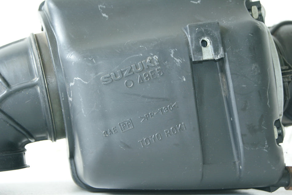SUZUKI VZ 800 AF MARAUDER AIRBOX FRONT AIR FILTER HOUSING