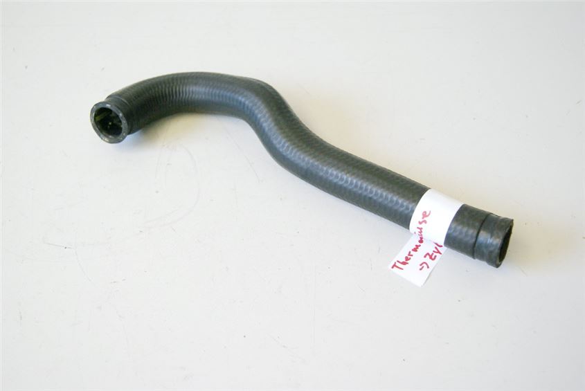 TRIUMPH DAYTONA 955 i T 595 KÜHLERSCHLAUCH KÜHLER THERMOSTAT -> ZYLINDERKOPF