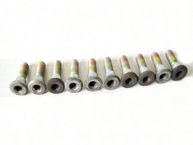 HONDA CBR 125 JC34 SCHRAUBEN BREMSSCHEIBEN