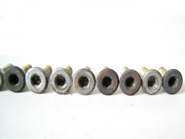 HONDA CBR 125 JC34 SCHRAUBEN BREMSSCHEIBEN