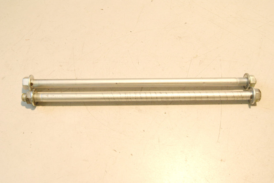 HONDA CBF 1000 ABS SC58 THROUGH AXLE ENGINE AXLE BOLT