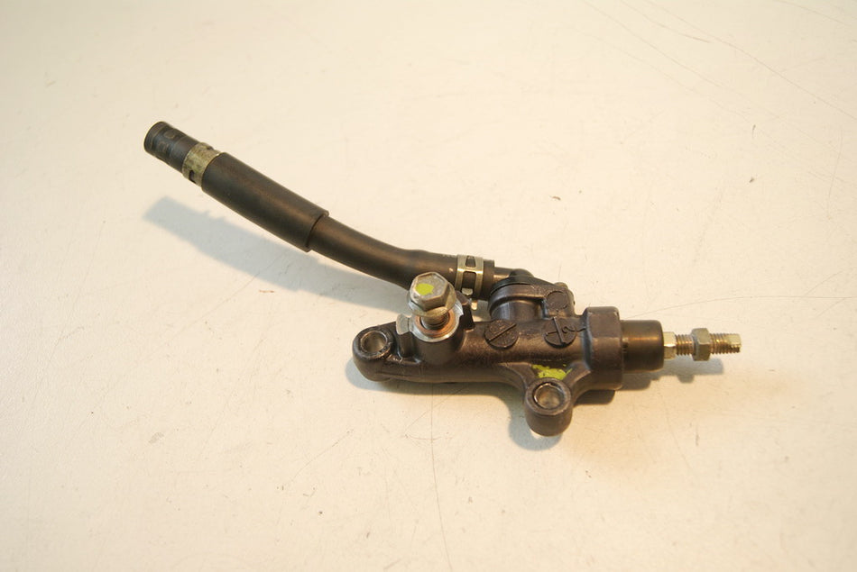 YAMAHA R6 RJ03 CILINDRO MAESTRO FRENO TRASERO BOMBA DE FRENO