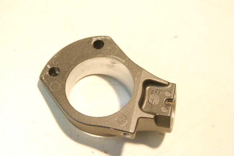 KAWASAKI ZZR 1400 B ZXT40A ABS MOUNT HANDLEBAR STUB RIGHT
