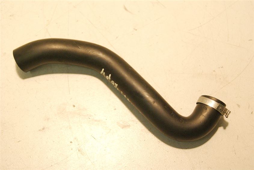 APRILIA DORSODURO 750 SM000 ENGINE BREATHER HOSE