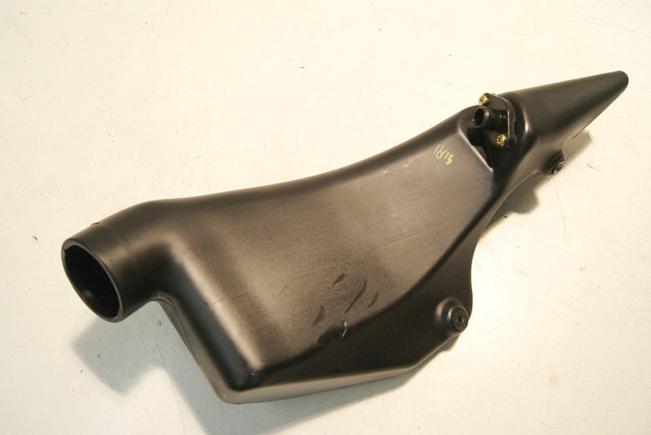 KAWASAKI ZZR 1200 ZXT20C LUFTKANAL LINKS LUFTSCHACHT