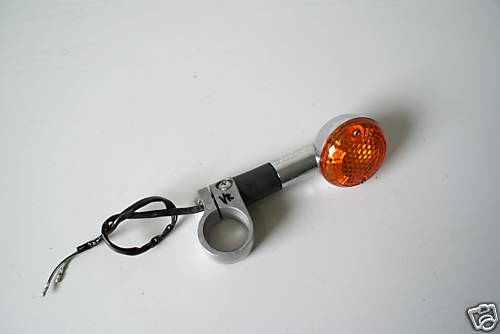 SUZUKI LS 650 NP41A/B SAVAGE FRONT RIGHT INDICATOR 86-00