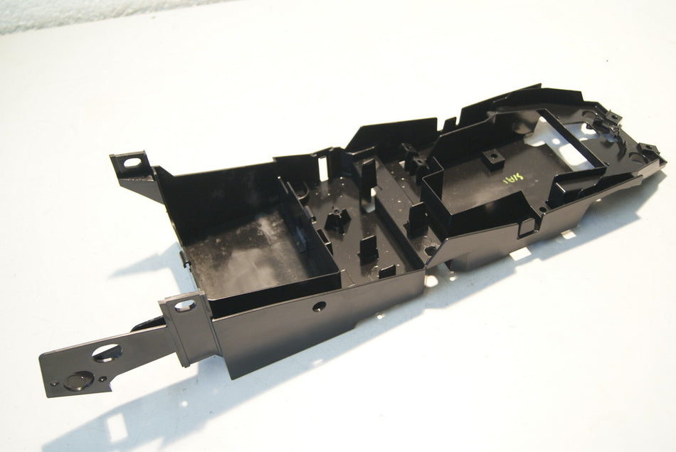 YAMAHA FZ-1 N RN16 HECKINNENVERKLEIDUNG BATTERIEKASTEN KOTFLÜGEL