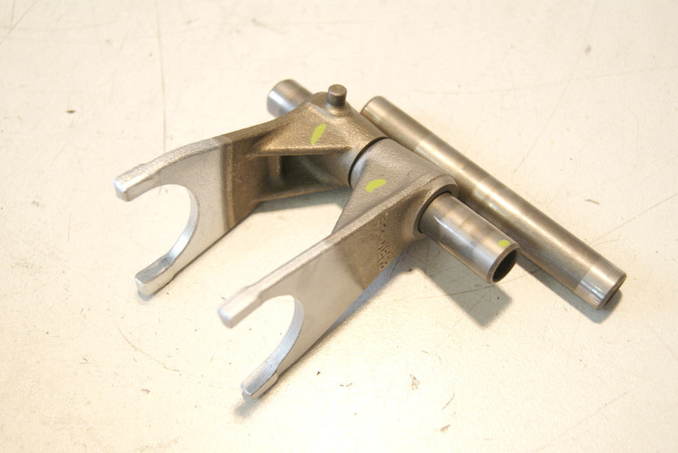 SUZUKI LS 650 NP41A/ B SAVAGE SCHALTKLAUEN SCHALTGABELN