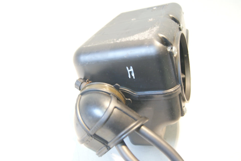SUZUKI VZ 800 AF MARAUDER AIRBOX REAR AIR FILTER HOUSING