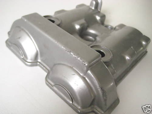 SUZUKI SV 650 AV VALVE COVER CYLINDER HEAD 99-02