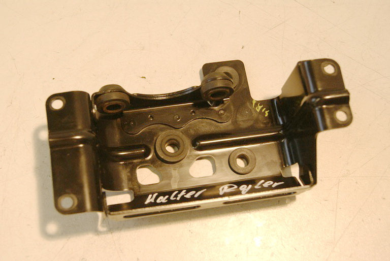 KAWASAKI Z 1000 ZRT00D HALTERUNG ABS PUMPE HALTER