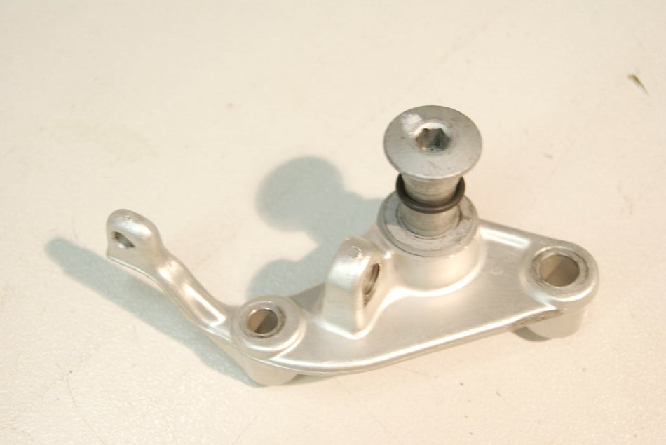 APRILIA RSV 1000 RR ZD4RR SOPORTE DE PEDAL DE FRENO