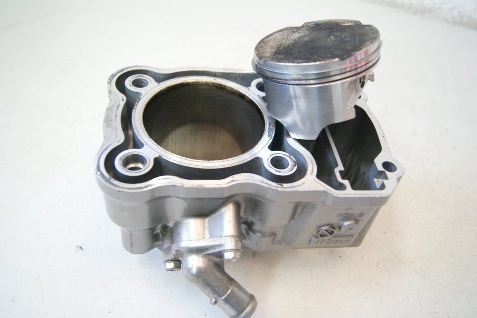 HONDA XL 700 VA RD13 TRANSALP ZYLINDER VORN KOLBEN CYLINDER FRONT PISTON