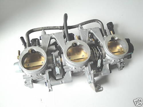 TRIUMPH DAYTONA 675 D67LC EINSPRITZANLAGE INJECTION