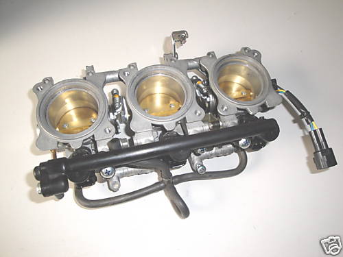 TRIUMPH DAYTONA 675 D67LC EINSPRITZANLAGE INJECTION