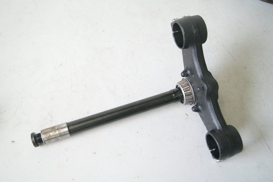 BMW F 650 CS K14 SCARVER GABELBRÜCKE UNTEN GABEL FORK